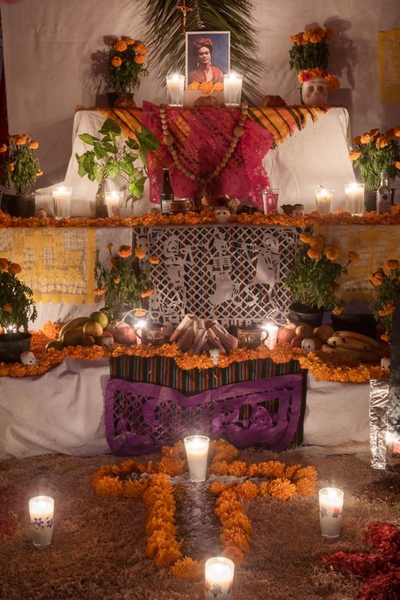 Altar Muertos | Samhain. Época De Oscuridad Y Retrospección. | Sabbats